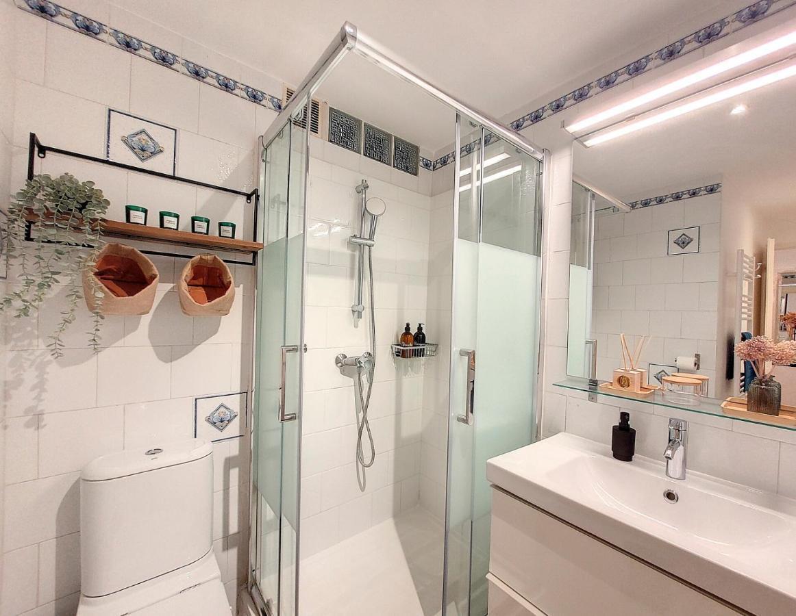 Escale Citadine Au Centre D'Avignon, Climatisation, Appartement De Charme, Spacieux Et Lumineux Eksteriør bilde