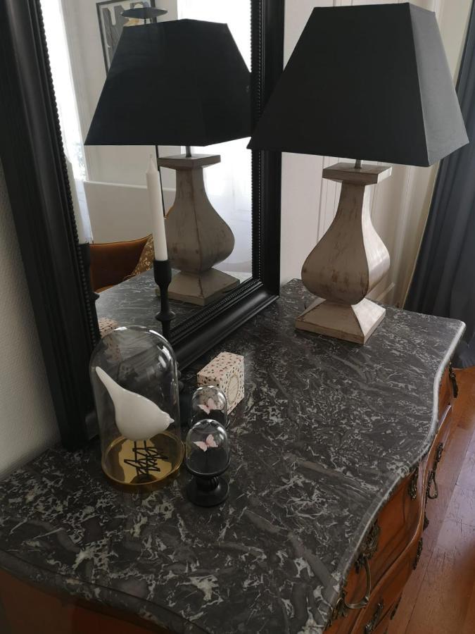 Escale Citadine Au Centre D'Avignon, Climatisation, Appartement De Charme, Spacieux Et Lumineux Eksteriør bilde