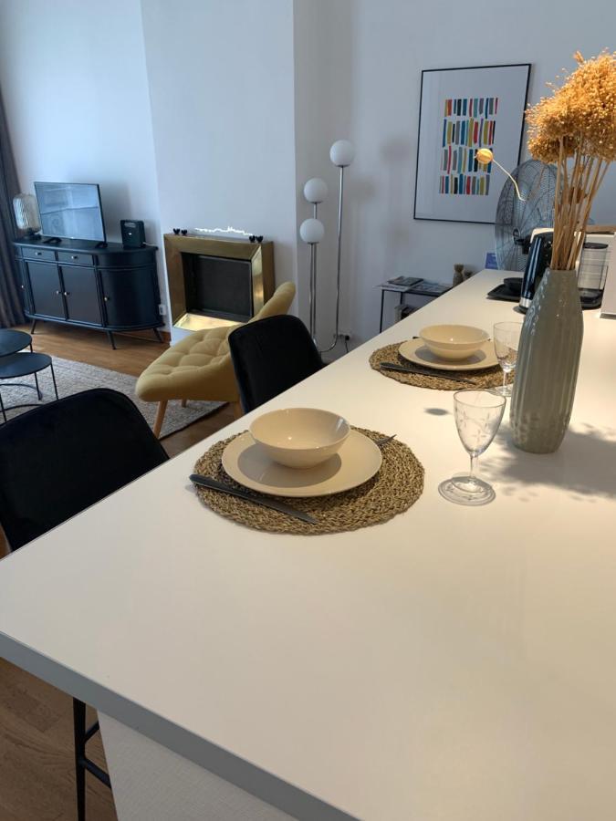 Escale Citadine Au Centre D'Avignon, Climatisation, Appartement De Charme, Spacieux Et Lumineux Eksteriør bilde