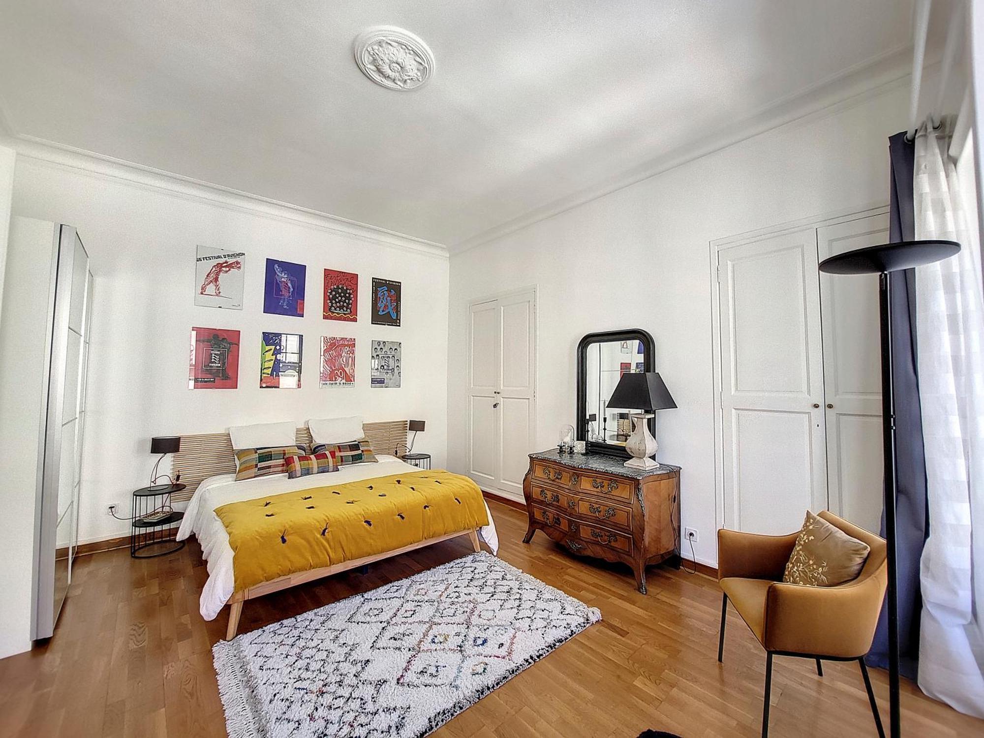 Escale Citadine Au Centre D'Avignon, Climatisation, Appartement De Charme, Spacieux Et Lumineux Eksteriør bilde